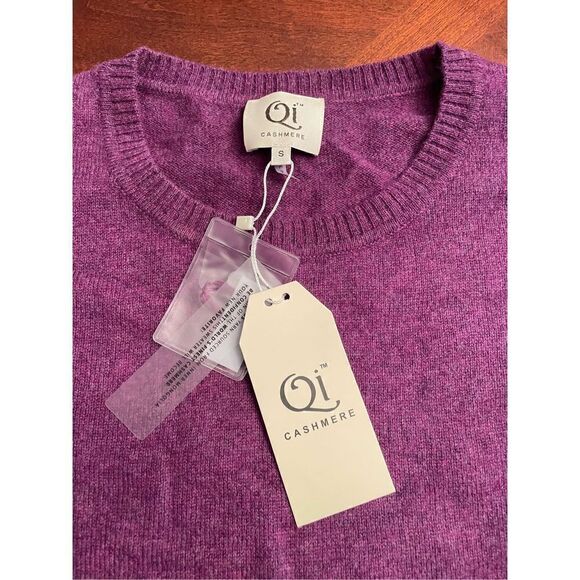 Quinn 100% cashmere crew neck sweater size S, NWT - Picture 3 of 5